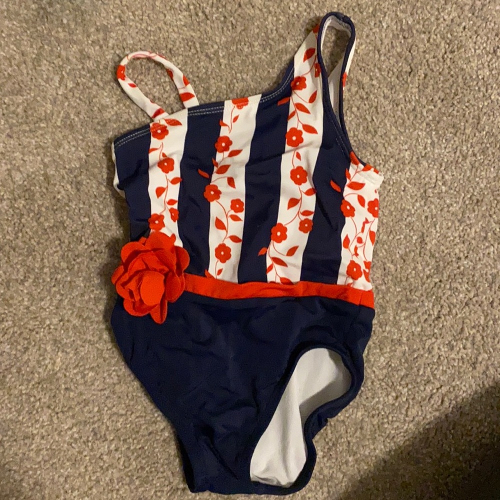 Bathing suit